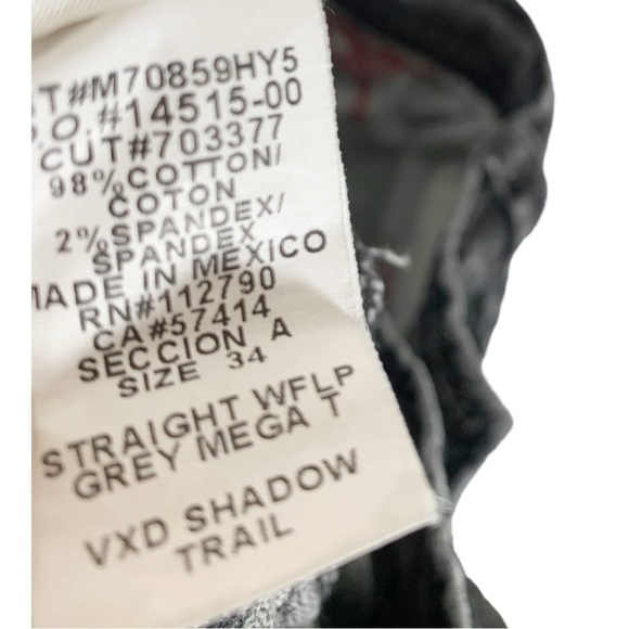 True Religion Straight Leg Mega T Jeans Size 36 - Picture 10 of 10